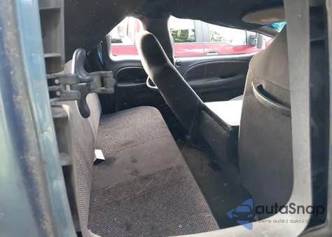 2002 Dodge Ram 2500 St z USA, uszkodzony, nr VIN 3B7KF23642M201080